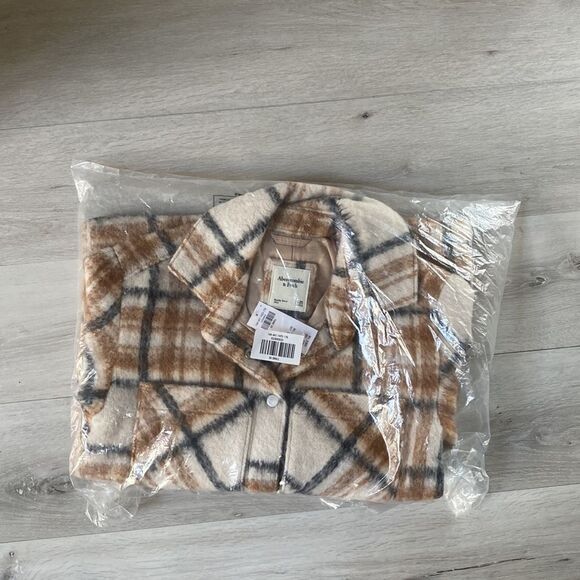 Abercrombie & Fitch | Unisex Street Style Plain Logo Outerwear Plaid Cream/Beige - Picture 8 of 10
